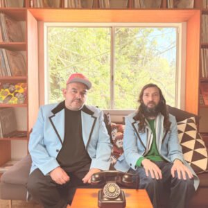 Entrevista a Instituto Mexicano del Sonido y Meridian Brothers: dos trenes y un delirio tropical