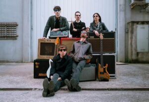 Entrevista a Minibús Intergalàctic: Gaseosa de Ácido Eléctrico