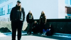 Split Chain Drop Sweeping New Single ‘scatterbrain’